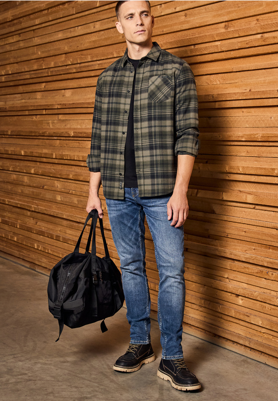 330196_37108_D33019637108M_4067606398357_2_m