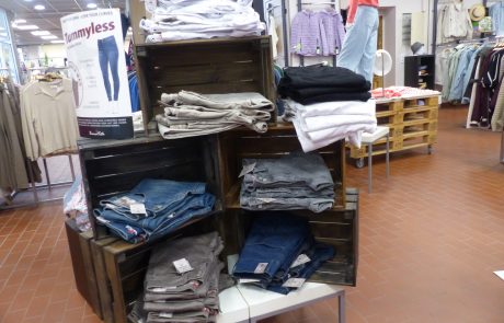 P1060428 Damenhosen von Buena Vista